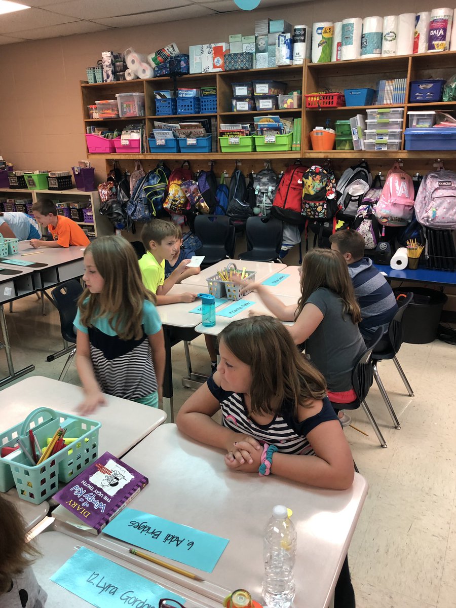 BruntonMs's tweet photo. Celebrity Interviews #FMTFalconlife ##FMTRoom414 https://t.co/CdLYEToA71
