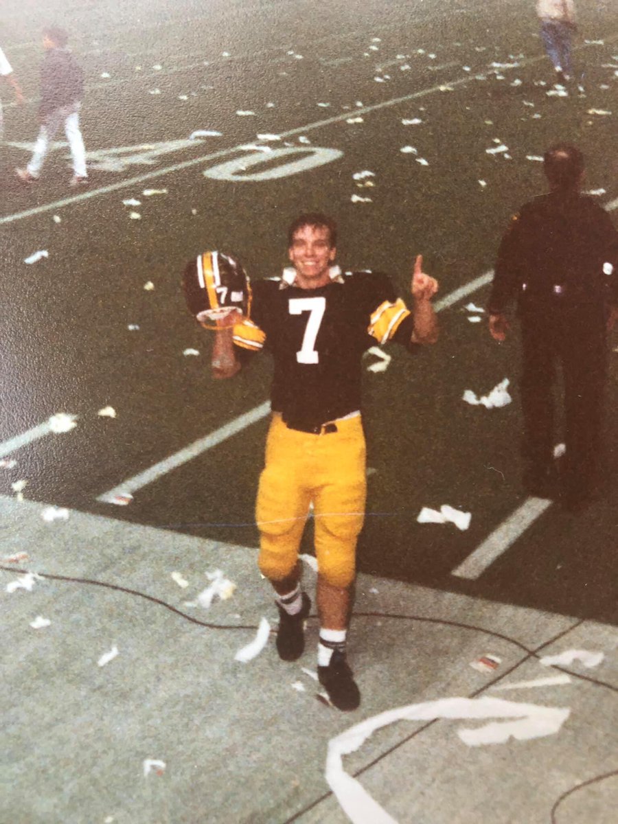 BETTfootball's tweet photo. #FridayNightRewind BETT standout Andy Wall celebrating a 7-6 win over Dowling in the 1987 Class 4A state championship to complete a 12-0 season! To note, BHS wasn’t even ranked at the beginning of the season. #BETTpride #Legacy https://t.co/zpXGK2ZFna