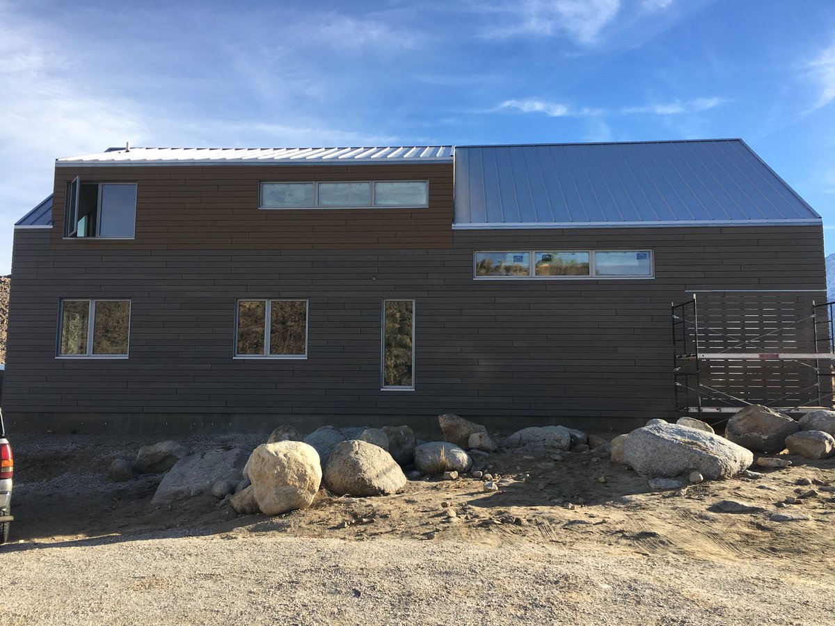 PremierSIPs's tweet photo. Beauty and strength! The Thomas Residence in Santa Rosa. The steel in the ceiling is Not span support, just under framing for easy install and access of the sprinkler system and electrical. https://t.co/2VMjyEnOj2 #acredesigns #panelization #sipconstruction @acredesigns https://t.co/2DBJsbW97o