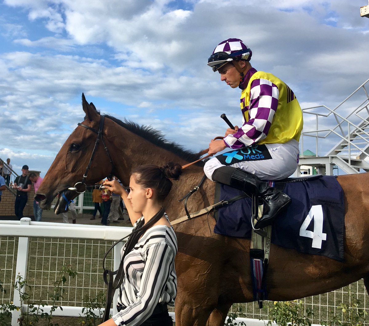JohnWathenBerry's tweet photo. No runners Saturday so that’s us done for the week. No winners but they’re running well: 4 runners - one 2nd, two 3rds, one unplaced. Particularly pleased with the two @RafflesRacing fillies: #Konigin 3rd @GTYarmouthRaces, #SacredSprite 2nd @ChelmsfordCRC. https://t.co/BNI55tfae5