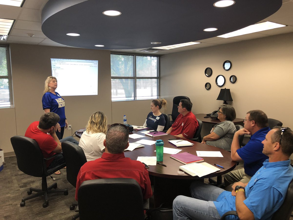 ChristiAMorgan's tweet photo. Excited about our new staff members!! Great day welcoming them to the @SunnyvaleISD team! #gearedforsuccess https://t.co/9dD3joIa0z