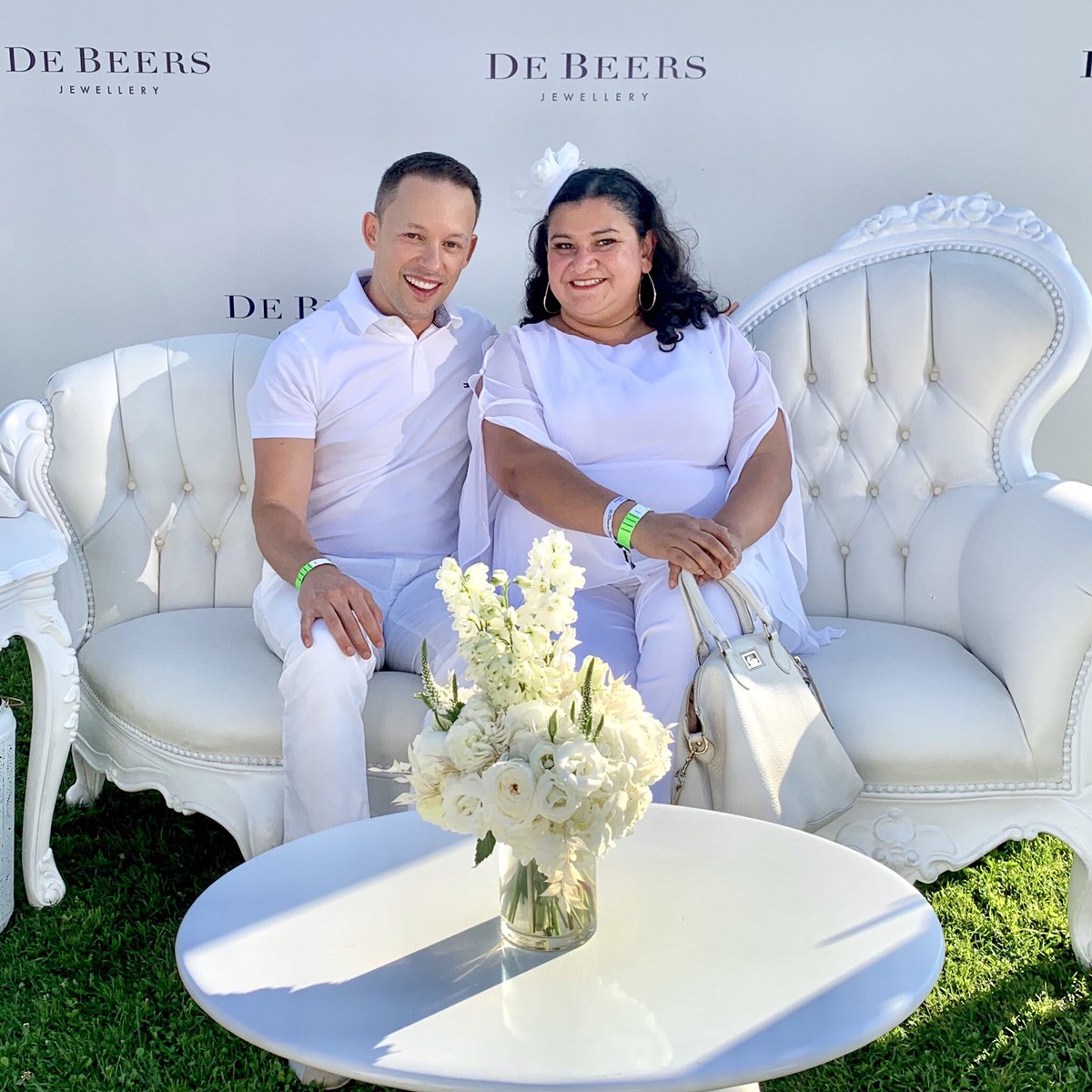 JoshRimer's tweet photo. My first time at Dîner en Blanc in Vancouver and I couldn’t have asked for a better date to share it with. Life is always more fun with your bestie at your side! 💞 #DEBVan #BFF https://t.co/vmolhLCZWN