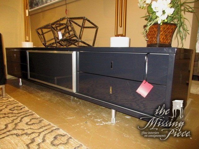 ConsignmentTMP's tweet image. Scan Design low profile media cabinet in a deep navy blue on silver legs. There are four drawers with a center slider door. Behind the sliding door, there are two shelves. Cool, contemporary style! #ScanDesign #themissingpiece #furniture #palmharbor  qoo.ly/z3ahe