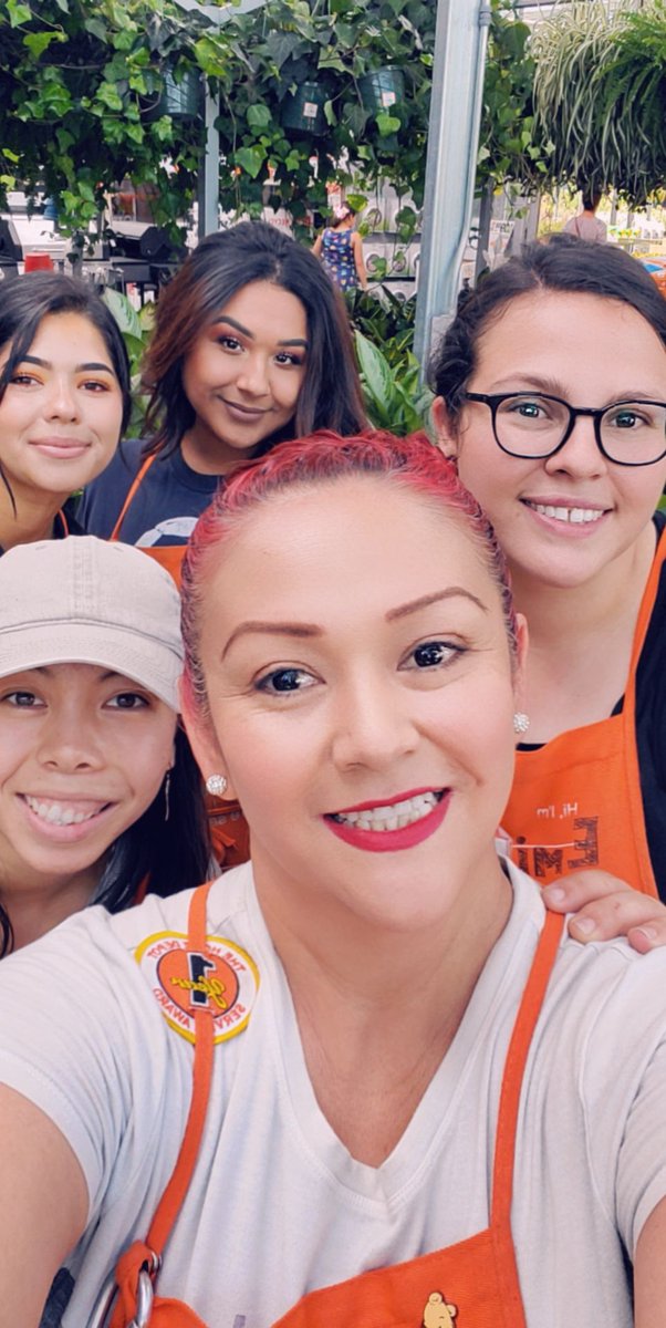 Ladies Garden 🌻🌺🌷