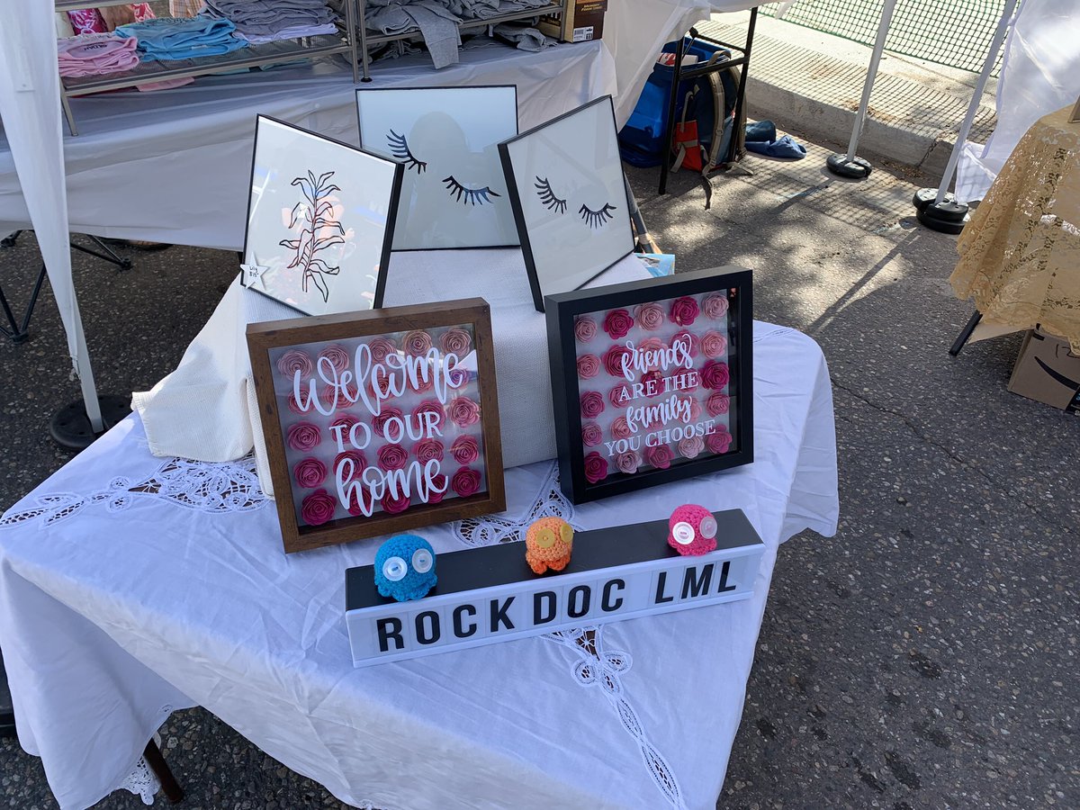 RockDocLML's tweet photo. Ready for tonight’s Lafayette Art Night Out! Stop by 5-9pm! 

#RockDocLML #Handmade #Crochet #SeedBeads https://t.co/J97iGhSBRC