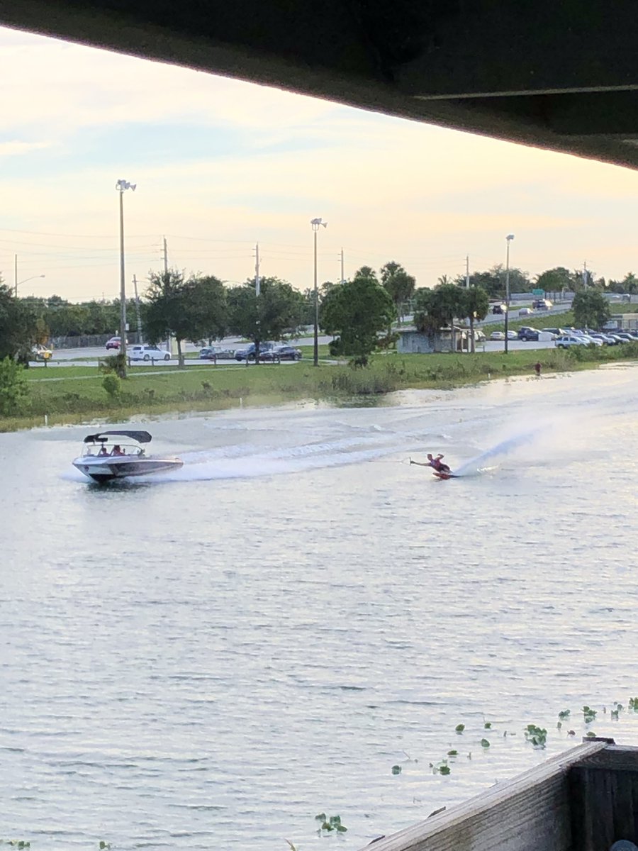 Greg Badal (3) punches his ticket into the Final Four round with a score of 3@41.