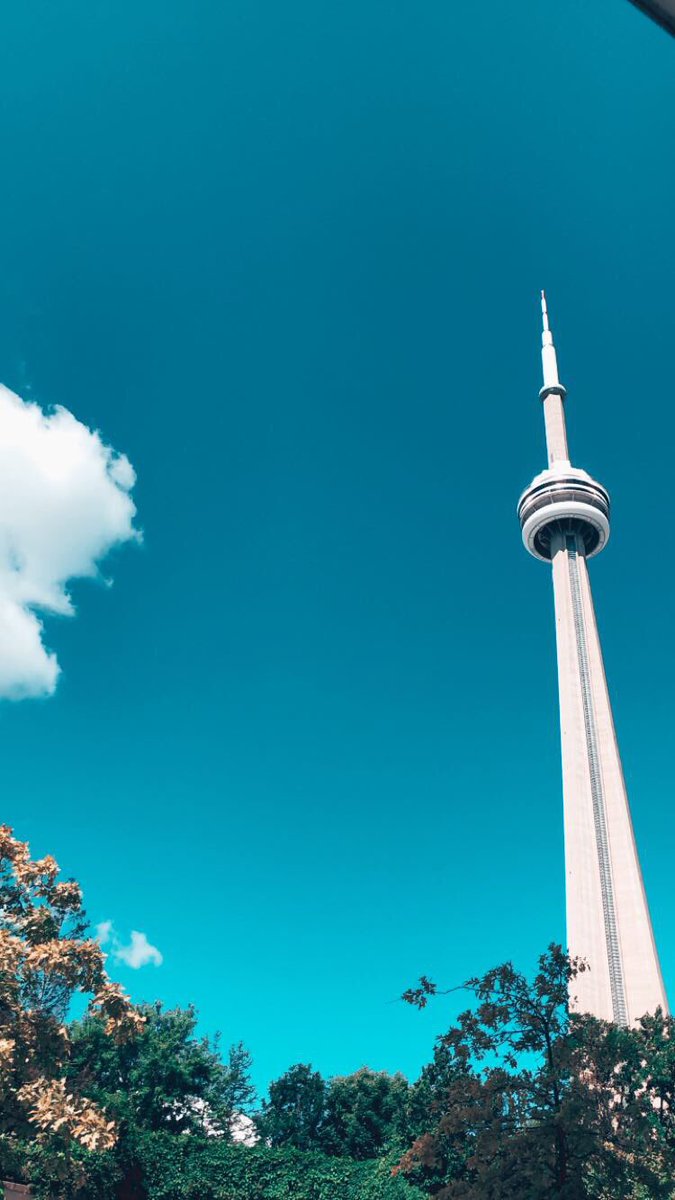 _AlyaSR_'s tweet photo. #CN_Tower | #Canada 🇨🇦 https://t.co/4kxrhtzg4z