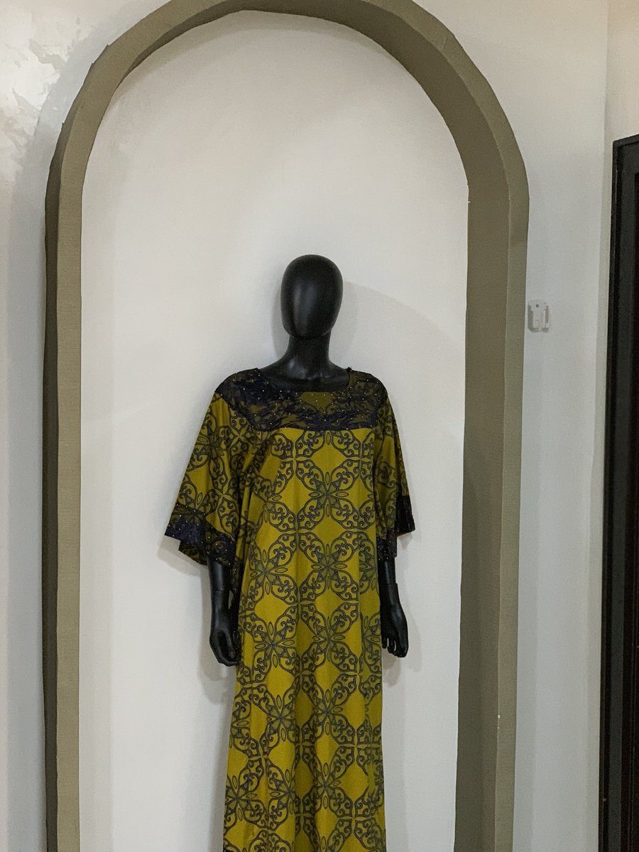 gorgeouslysimp1's tweet photo. Gs Bespoke bubu
Whatβs a wardrobe without a bubu
.
.
.
.
#customerpriority
#gorgeouslysimple
#simplicitynelegance
#notthescaryluxury
#shopping
#clothingbrand
#abujabaseddesigner
#luxuryoutfits
#Africanprint
#kidswear
#ladieswear
#fancyoutfitsnigeria
#uniqueclothingpieces https://t.co/UdTaooCKtj