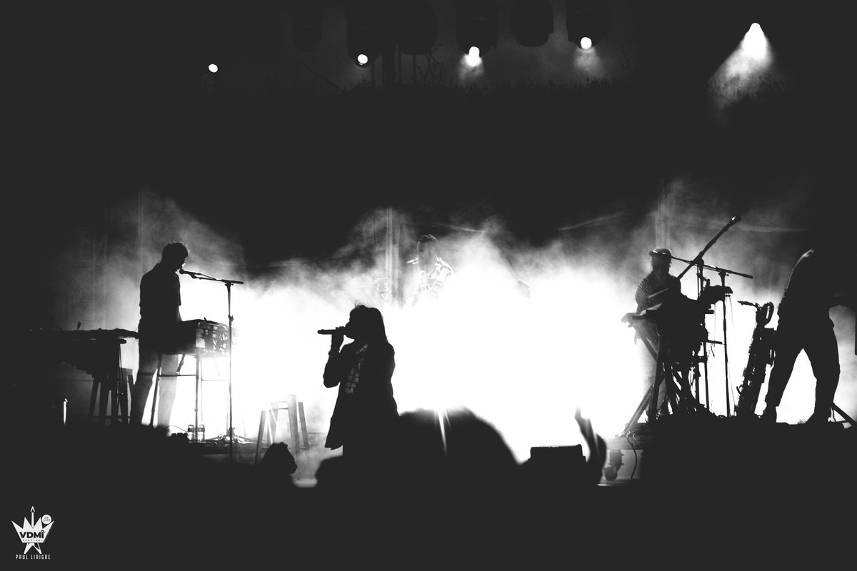 Festival Viens dans mon île (@viensdansmonile) on Twitter photo Ça swingue, ça groove, ça saute avec <a href="/caravanpalace/">Caravan Palace</a> ! 🕺🏼 #VDMI2019 #CaravanPalace
📸 | Paul 'Pilou' Liaigre Ça swingue, ça groove, ça saute avec <a href="/caravanpalace/">Caravan Palace</a> ! 🕺🏼 #VDMI2019 #CaravanPalace
📸 | Paul 'Pilou' Liaigre