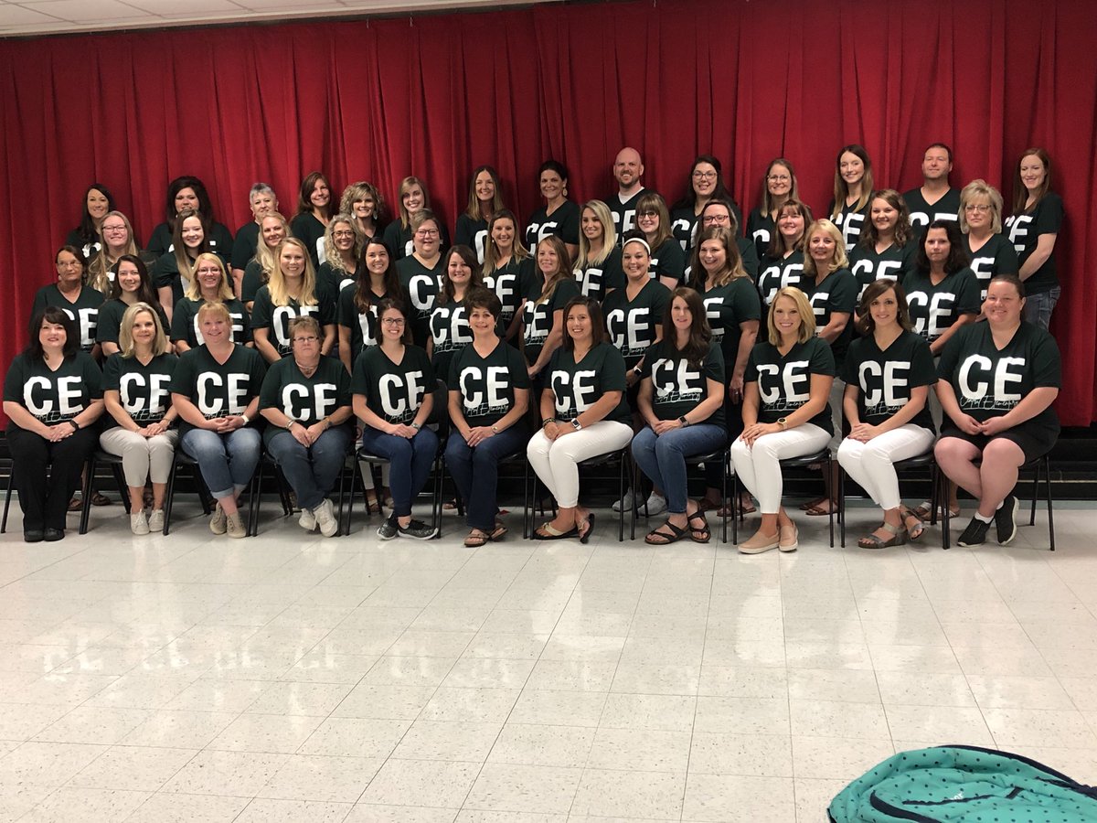 cabotsd's tweet photo. .@CentralCabotpK4 CE staff-Ready for an amazing year! #bethebean #CETribe https://t.co/40vj1kVRus