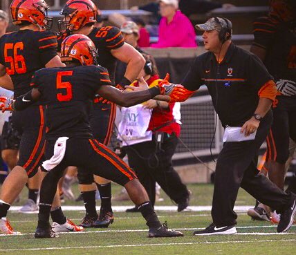 Coach_Mende's tweet photo. #FridayFeeling #DapItUp 🔶⚫️ #MakeHi2t0ry https://t.co/OP3PFCD5Mr