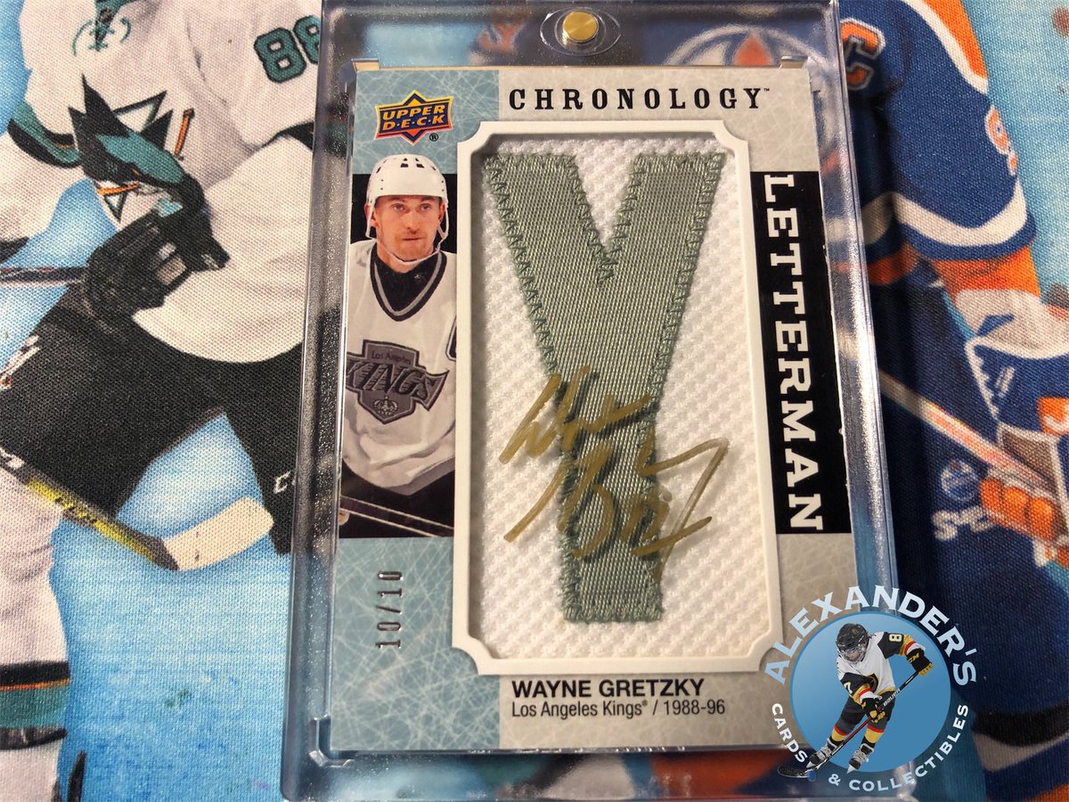 Salsaa_Stylez's tweet photo. @UpperDeckHockey Alexander’s Cards &amp; Collectibles Pulled 2 Gretzky Autos In 2 Cases! https://t.co/lz3RBFXZ25 https://t.co/b2qaSPl7Mp