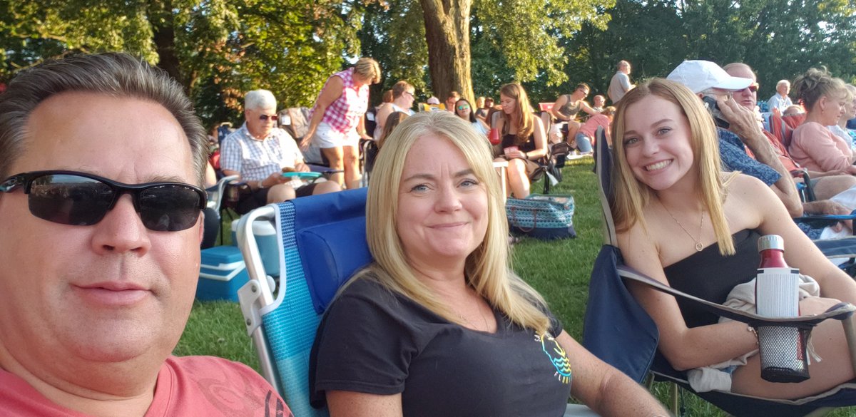 mgrubb09's tweet photo. #aWholeNewSummer https://t.co/AOudmXsXmi