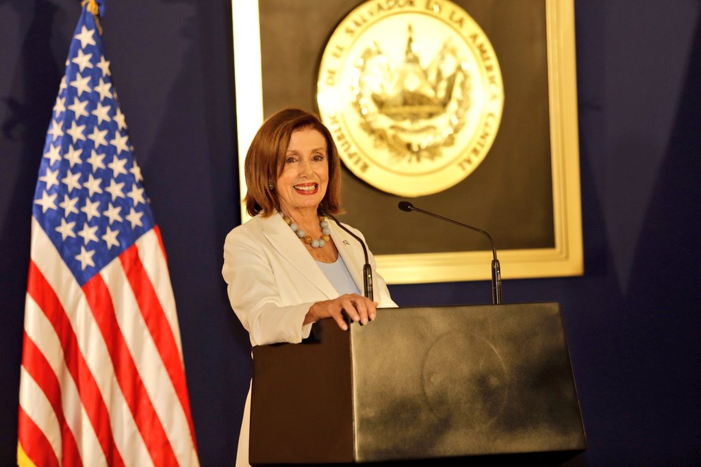 el-salvador-recibe-a-la-presidenta-de-la-camara-de-representantes-de-eeuu-nancy-pelosi