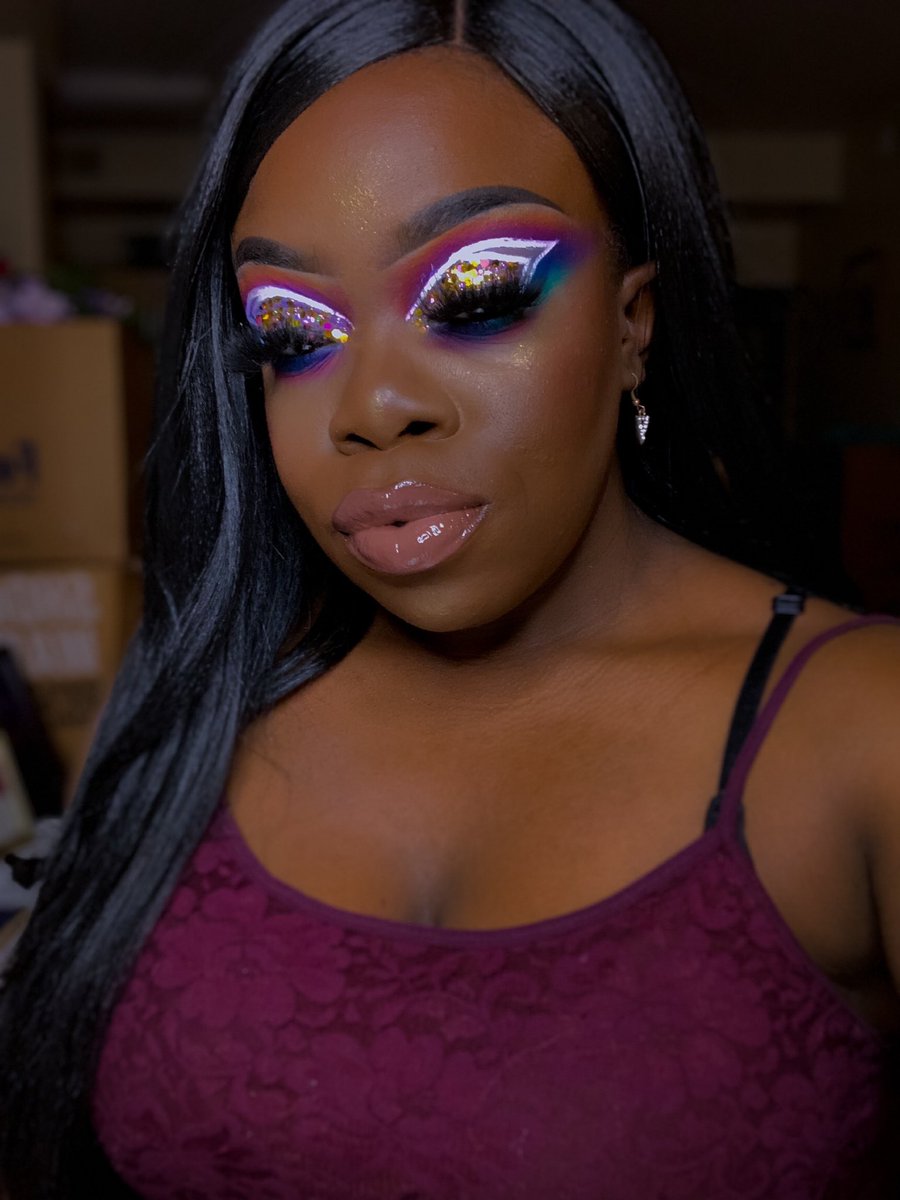 Goldenlilbb's tweet photo. @norvina1 https://t.co/KJExhG0BlP