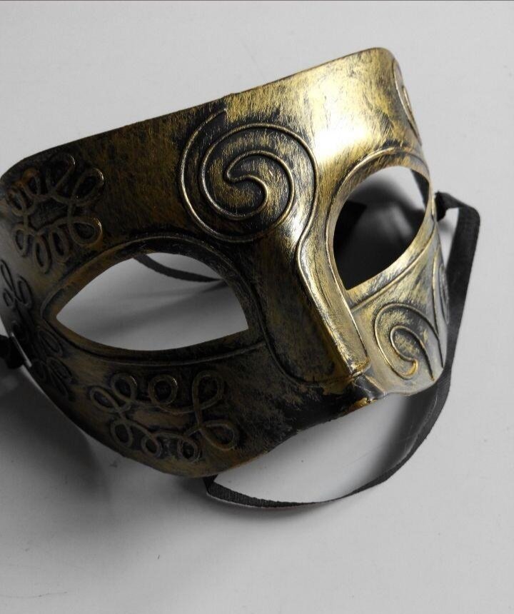 smirnov_ty's tweet photo. 👺.   #AKPBalMasqué https://t.co/U7QCltGbcU
