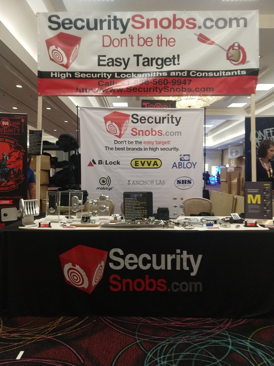 SecuritySnobs's tweet image. Live @defcon stop by to see the latest high security locks and brands including the new EVVA 4KS, Stealth Lock, and more.