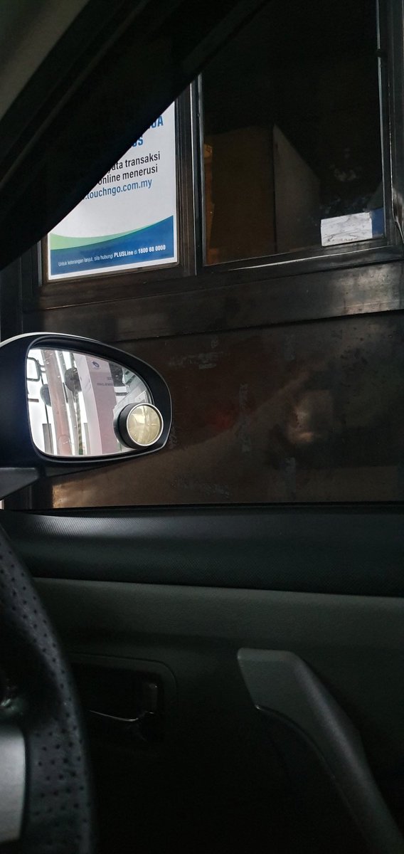 Raihan_Rozhan's tweet photo. Hari ini kita bersama Program Menyusahkan Pengguna @MyTouchnGo di Lebuhraya Sg Besi. Buka semula lane tambah nilai ni
#BoikotTouchNGo https://t.co/DIc2jIf3dM