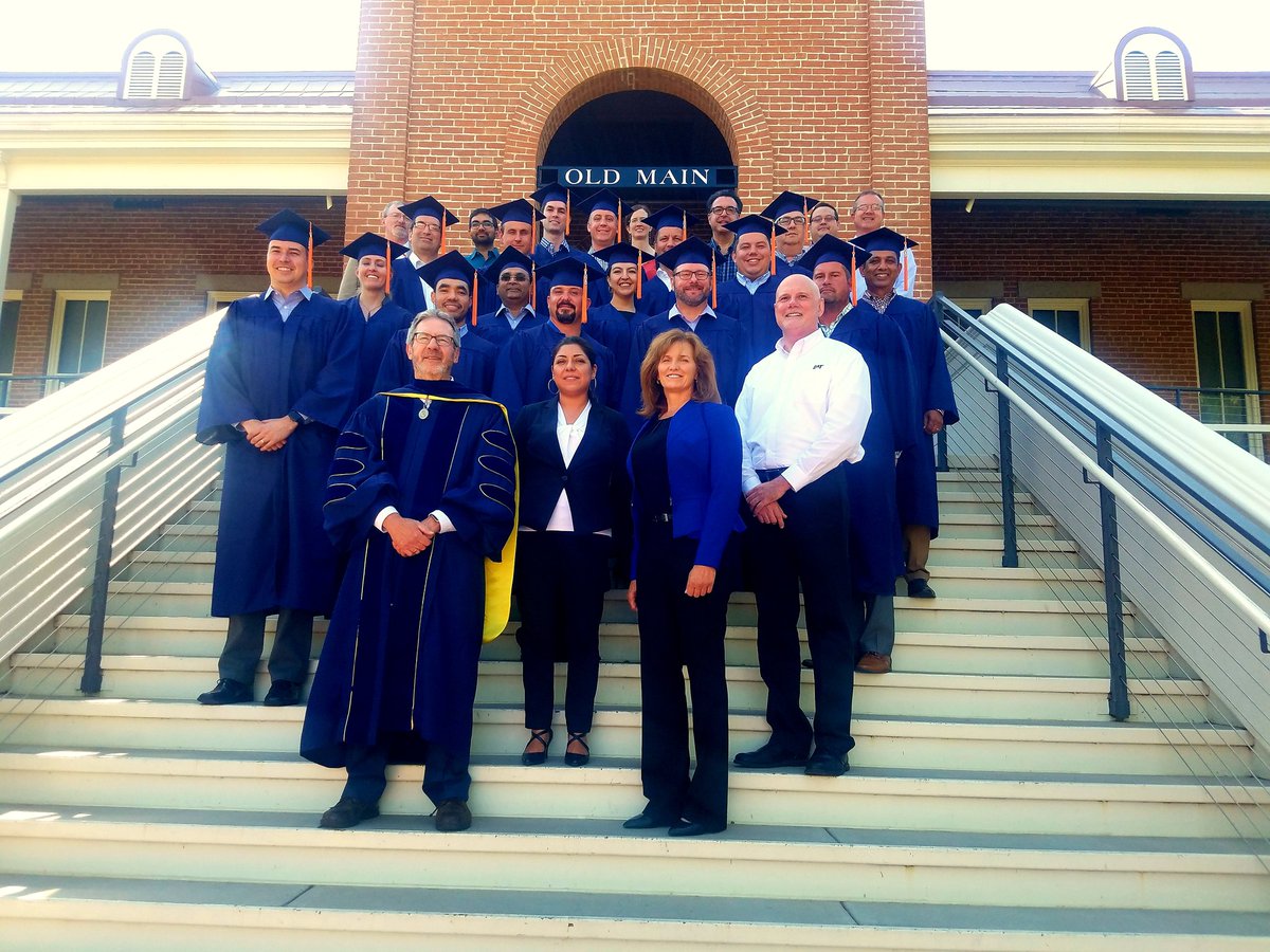 azengineering's tweet photo. 16 students, 5 countries, 12 months, and tons of new knowledge. Congrats to the third graduating class of @uarizona & @CaterpillarInc's #Mining360 Program!🎓🇧🇷🇨🇴🇩🇪🇵🇪🇺🇸 https://t.co/kXgGoMgFOU