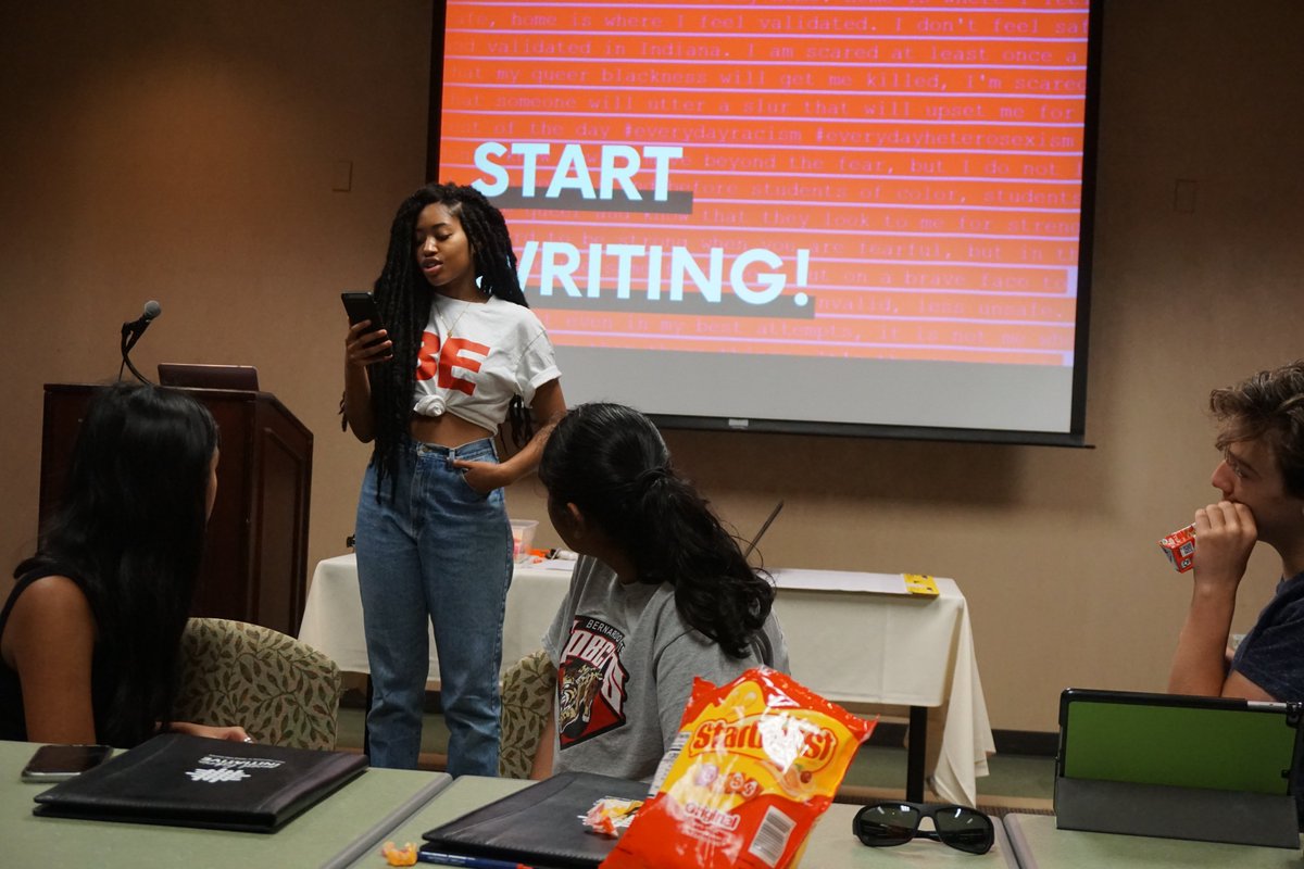 KrocIPJ's tweet photo. Another great workshop with Movement BE! A Youth Peace Leader with the Social Fabric Initiative led the group, which focused on being courageous through words and actions. Our last workshop with Movement BE is on August 16! #connectionsmatter #sfi2019 #movementBE #tellyourstory https://t.co/8mBXZ84yCX