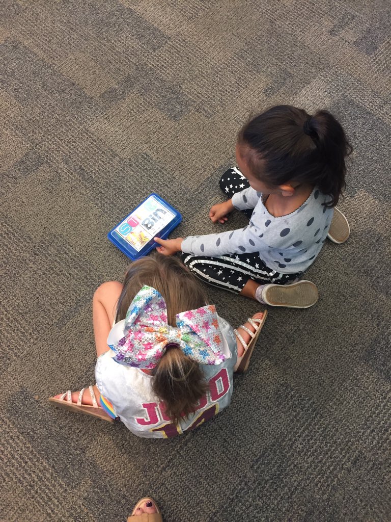 CorrieTraynor's tweet photo. Great start to the year Dry Creek! Read aloud, Right Fit books and STEM. #DCJESDproud https://t.co/4f94S4np3M