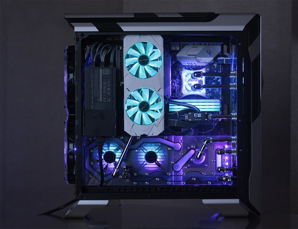 toru_mod_pc's tweet photo. 今年のCOMPUTEX 2019でBitspowerブースに展示したPC。ASRock Steel Legendをテーマに制作。ケースはCooler Master MasterCase SL600Mで、シャーシを90度回転させて電源の位置も変えたりした。
@BitspowerHQ @CoolerMaster @AsrockJ @GalaxJapan @ApacerEMEA #touchaqua #mdpcx #computex2019 #sl600m https://t.co/8mG8Ns7Iod