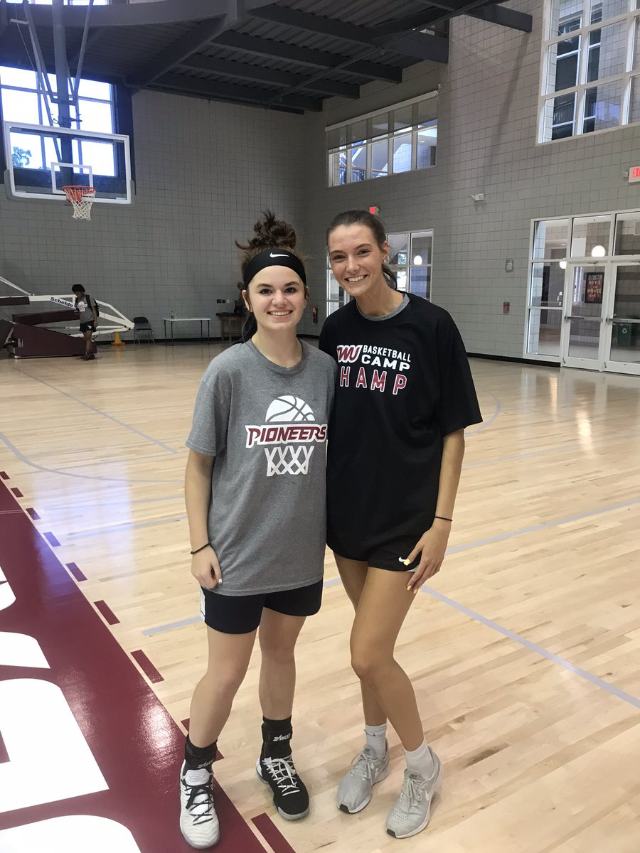 ashleysidman23's tweet photo. I had an awesome time at the @TWU_Basketball camp today. Thank you for the invite! 🏀❤️ https://t.co/mSMWnnWoR5