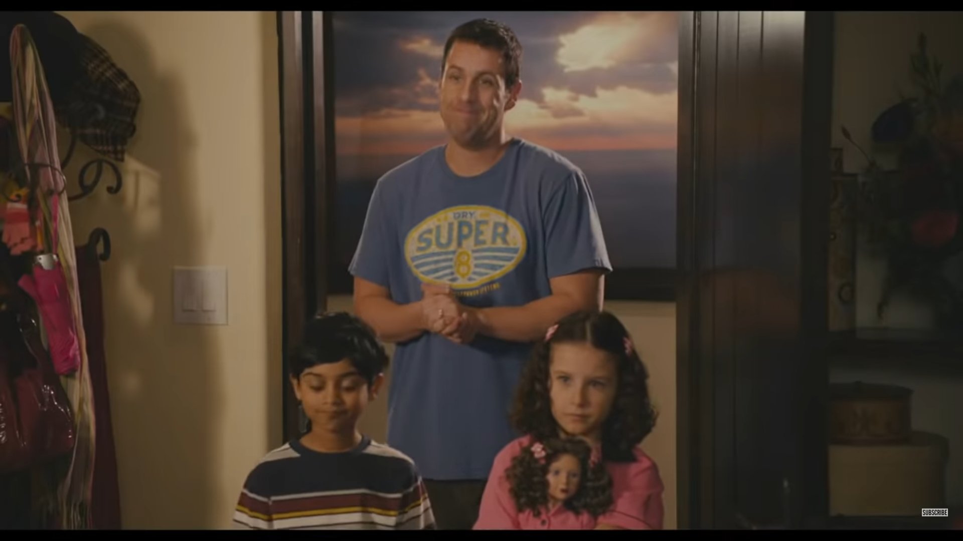 人間ジェネリク 数年前にラジー賞を受賞した ジャックとジル という映画 があるんだけれど その批判点の一つに 白人夫婦の息子が何の説明もなく中東系 というのがあったんだよね ポリコレ的に正しい家族像ではあるんだけれど 映画としては観客に無用な