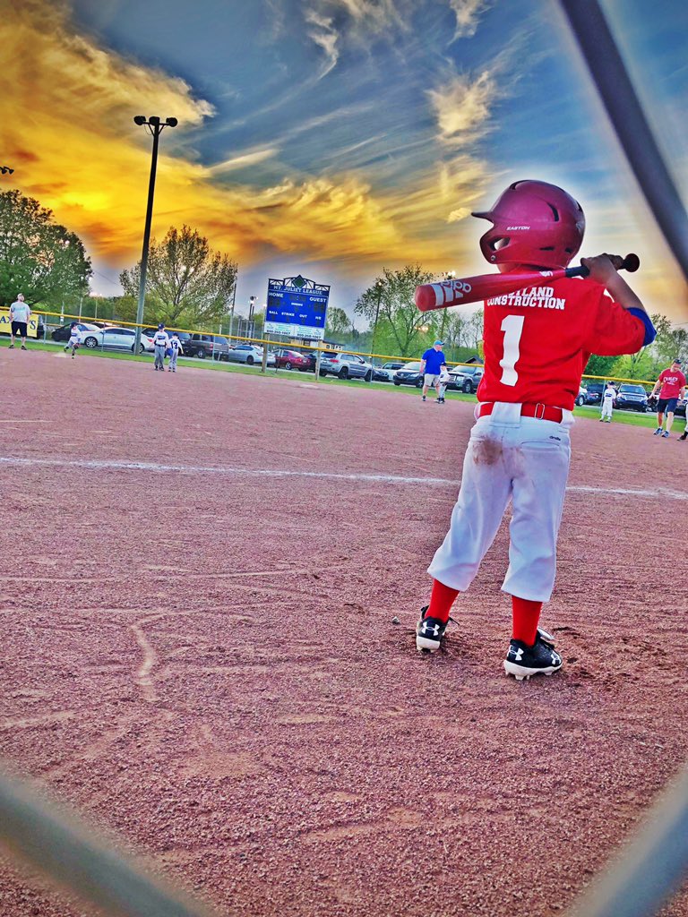 CaseeAllen's tweet photo. ⚾️Because another ball season has officially begun‼️
#jaceallen #coachdaddy #fallball https://t.co/0TBOy4TuKs
