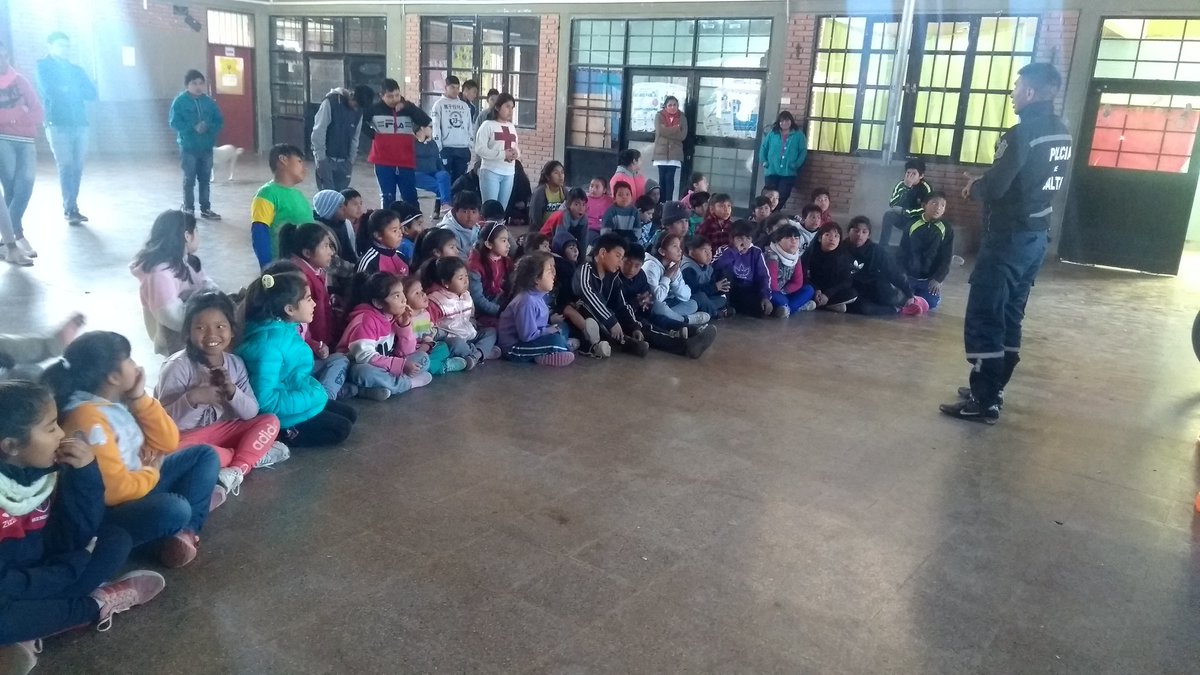 ManitosAccion's tweet photo. #EscuelasAbiertas un punto de encuentro!! Un espacio para crear!! Para compartir!! https://t.co/ueZNQhRNxu
