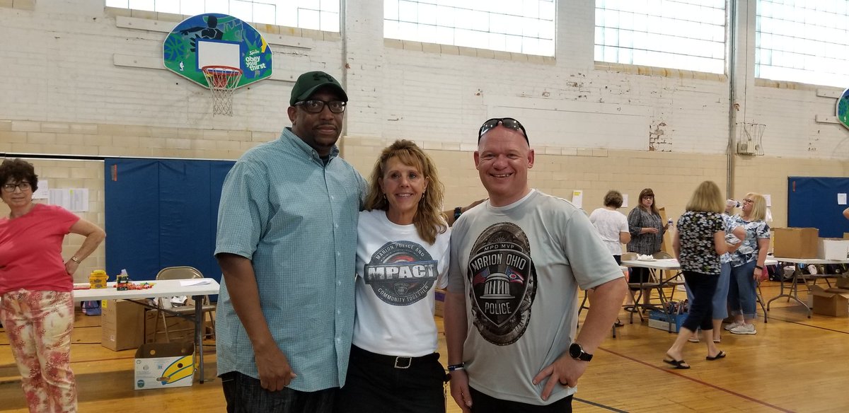 marion_police's tweet photo. Thanks to all of our fantastic community partners who collaborated with us for the MPACT School Supply Event which will serve over 200 students in need with the supplies required to succeed! #MarionProuD #MarionMade #TrueBlueMPACT https://t.co/BnIdtwH7A5