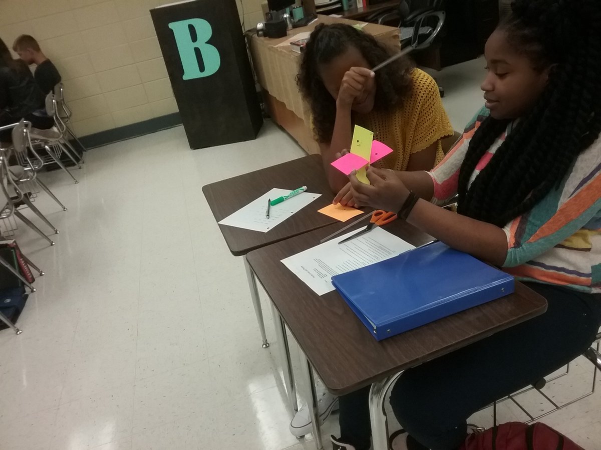 AshleyBoth1's tweet photo. Honors Geometry starting the year off with a fun activity using straws and index cards to model different scenarios with points, lines, and planes! #Geometry #jacketracket #VincentStrong https://t.co/icJMamhJA7