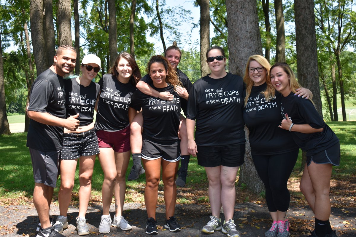 amberleem's tweet photo. Team Airport Road! #CLCcelebration #2019CLCcelebration #LVRGFunAF @HRATYOURSERVICE @RedAirport  @KristinMoyer1  @Ashley_Class93 https://t.co/JgIn3q6yho