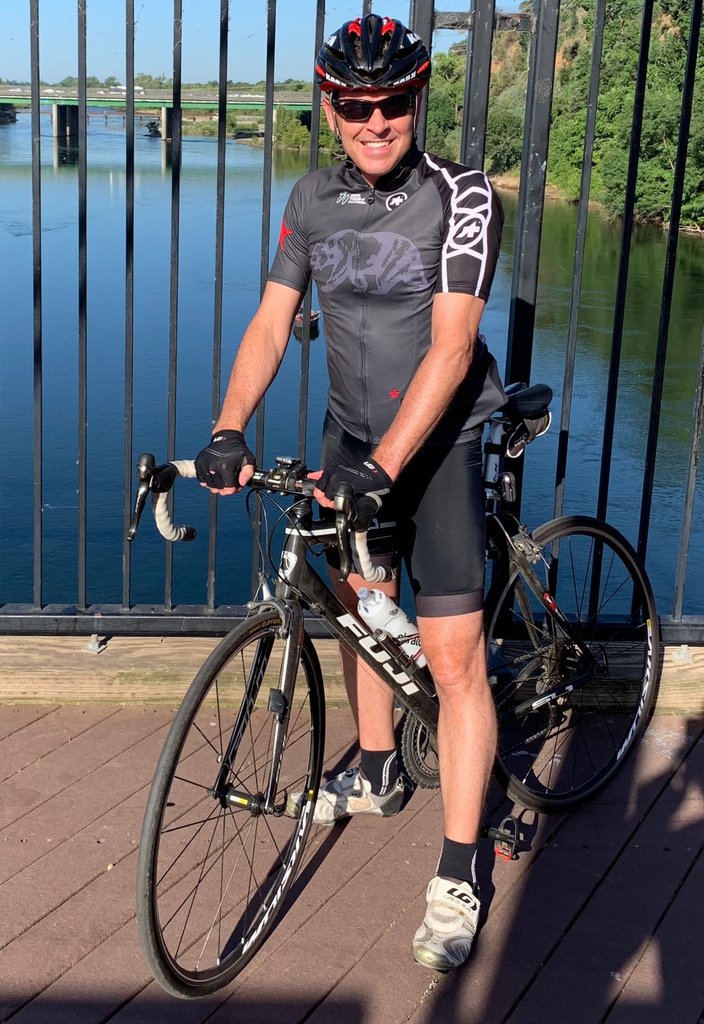 SactoJason's tweet photo. If you follow me on social media then there’s no surprise that I’m a #cycling fan. I got my 1st mtn bike at 12 and my 1st road bike after college. I was addicted to #triathlon for 15 yrs but now I enjoy my more leisurely rides. #americanriver #fairoaksca #rideshimano #fujibikes https://t.co/wOrhLjyb7W