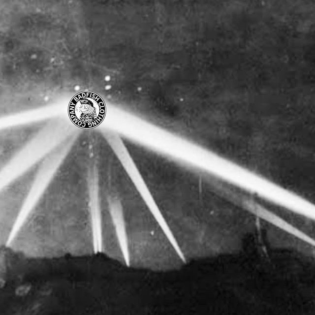 BadfishApparel's tweet photo. Pulled up to the scene like whut

#battleofLA  #greatlosangelesairraid #aliens #badfish #badfishclothing https://t.co/dU1SQx6J0Q https://t.co/ugEQbLg77I