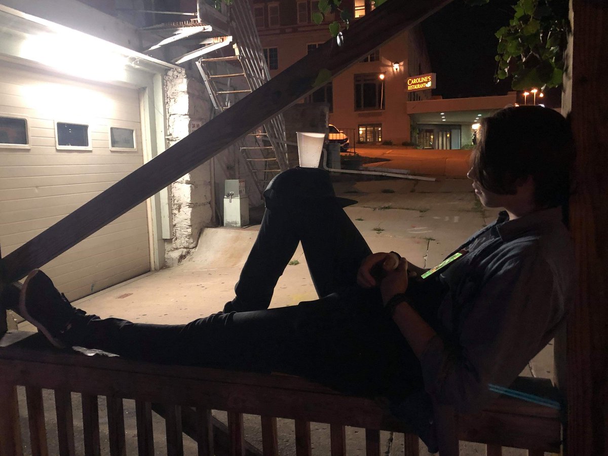 chad_olson12's tweet photo. Find a balance. 
Also I'm bouncing at the lift tonight in dubuque! Come through front door 😏 https://t.co/UiF8ql26wM