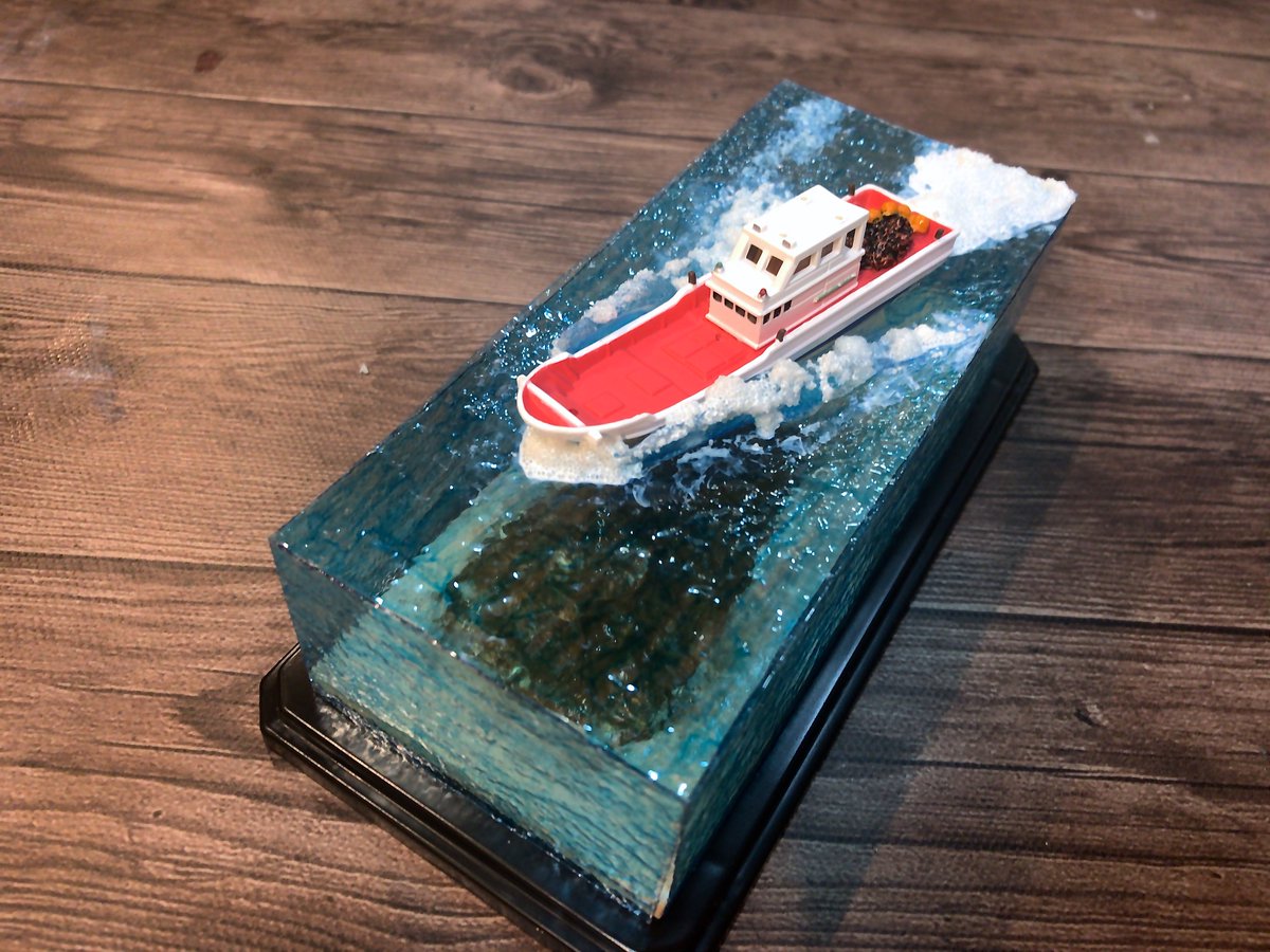 出港前の漁船ジオラマ レジン 出港前の漁船ジオラマ レジン - メルカリ