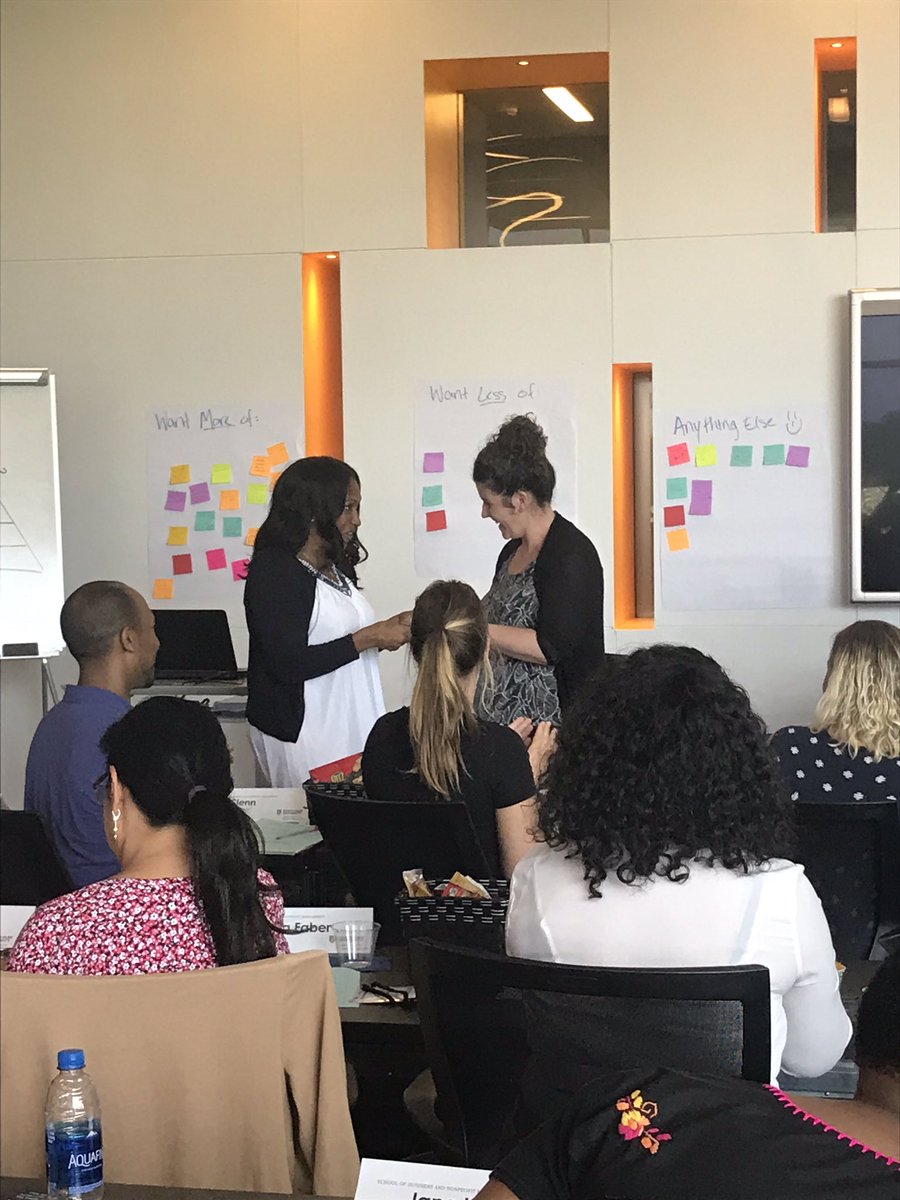 SouthSideGrl312's tweet image. @AxelsonCenter thank you for the #CEOBootcamp and the #newskills for leading  @ChiFdn4Women #foundationpresidentlife #letsgettowork