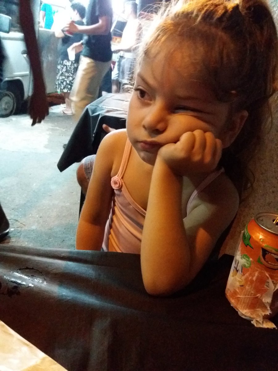 rayssameendes's tweet photo. é assim q se muda o humor de qualquer menina https://t.co/yxpuiQNC3N