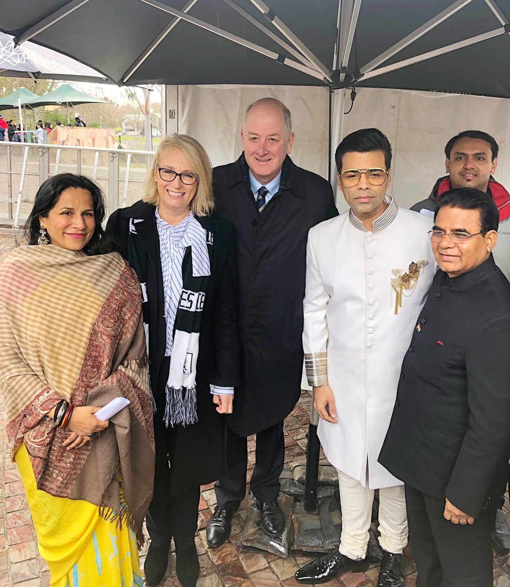 The Indian Film Festival celebrates Indian Independence Day at <a href="/FedSquare/">Fed Square</a> today 🇮🇳 Come into town to enjoy the dance competition! It runs until 3:30pm. Seen with <a href="/rwynnemp/">Hon Richard Wynne</a>, Consul General Mr Raj Kumar, Festival Director <a href="/mitulange/">Mitu Bhowmick Lange</a> &amp; Indian superstar <a href="/karanjohar/">Karan Johar</a> @IIFMelb #iffm2019
