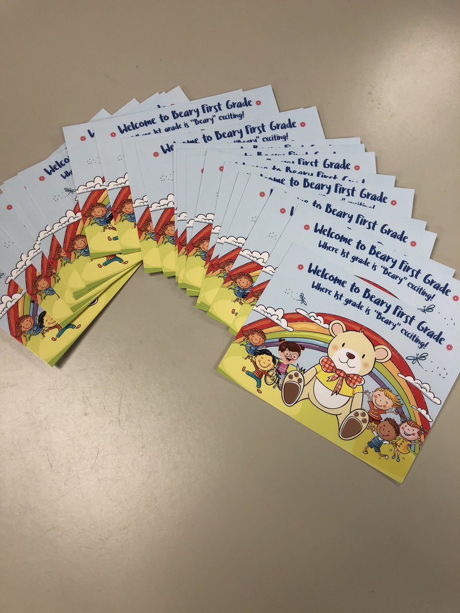 bearyfirstgrade's tweet photo. Postcards to welcome my new Bear Cubs 🐻 are ready to go! I love sending a little snail mail ❤️ to start the school year! #shaffershines #firstgrade @ShafferPioneers #relationshipbuilding #bearfamily https://t.co/lYxfRdCu6A