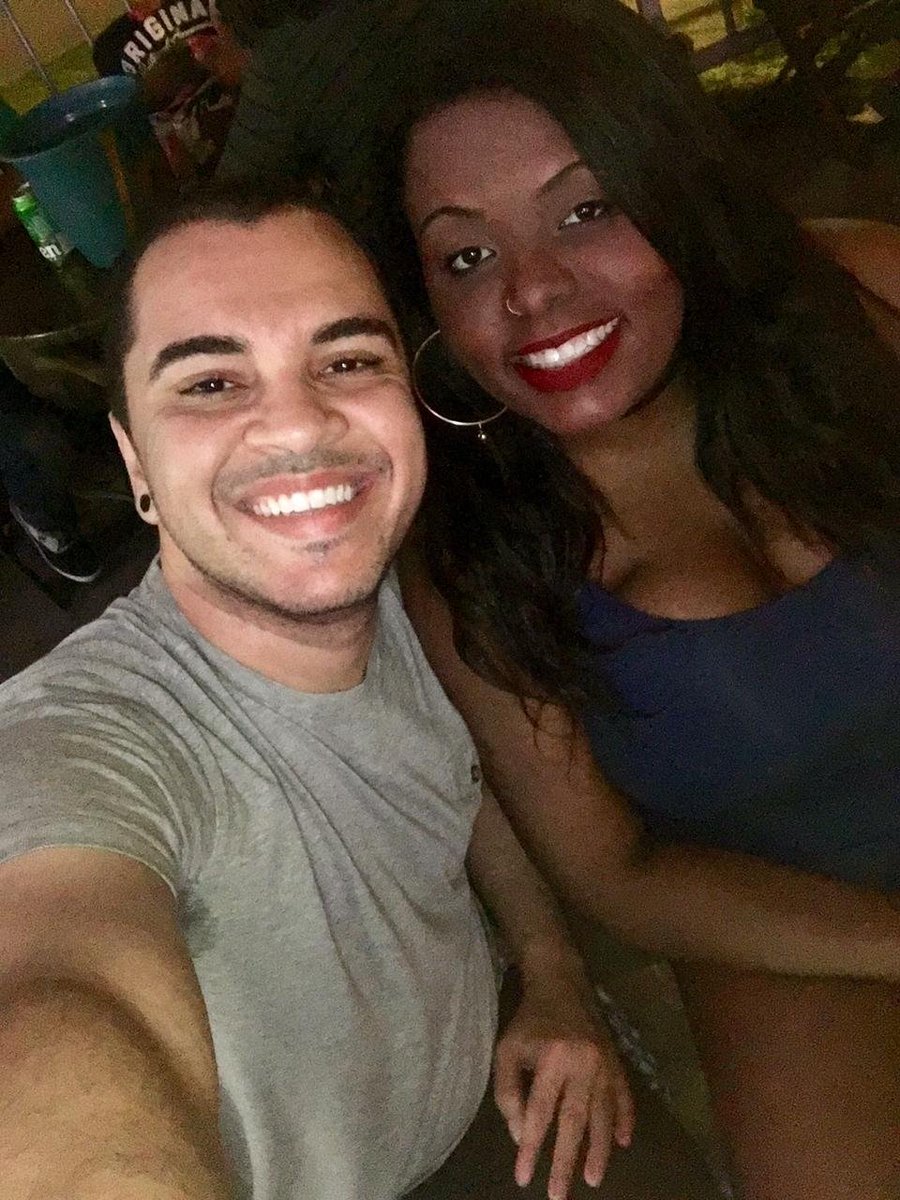 GleiceeKelly_'s tweet photo. Amo tanto ❤❤ #sextamos #librianos #complementares https://t.co/GGIdHJazU0