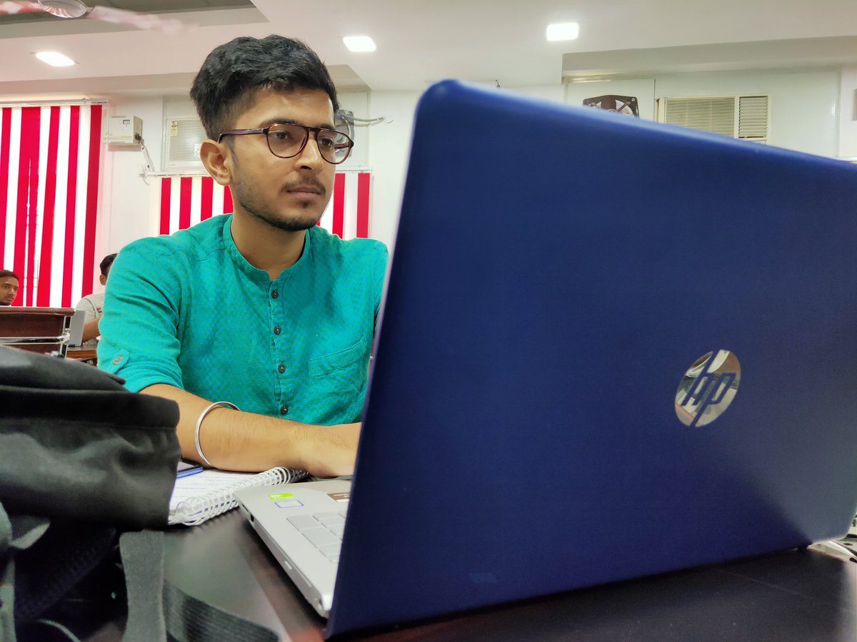 nandkk05's tweet image. Very interactive session by Raghav Jha on Games on HTML5 using java script. 

Planning to build something using the this technology 😉👍

@FBDevCChd #buildday #communitychallenge #fbdevcchd #javascript