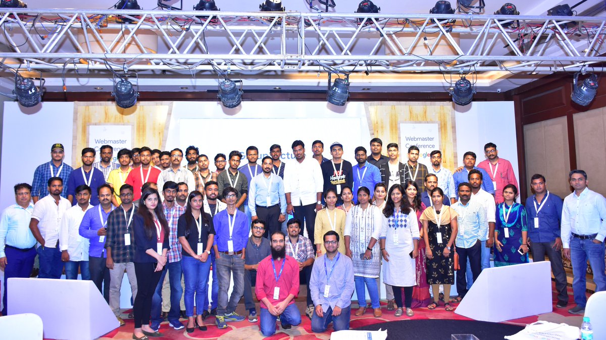 googlesearch_in's tweet image. విశాఖపట్టణంలో, బంగాళాఖాతతీరాన Webmaster Conference India 2019 యొక్క ఆఖరి ఘట్టము విజయవంతంగా పూర్తి చేశాము. అద్భుతమైన ఆర్ధ్రత కలిగిన webmasters తో పరిచయం మాకు ఆనందదాయకం సంతోషకరం!
#WMConf2019 #Vizag #Visakhapatnam #Telugu #India 🇮🇳
@googlewmc @GoogleIndia @Google @GoogleDevsIN