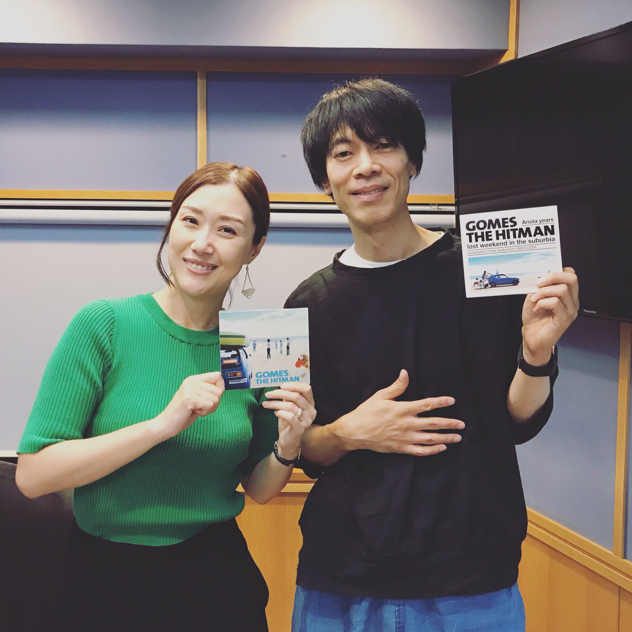 O Xrhsths 山田 稔明 Sto Twitter Fm802 仁井聡子さんとのラジオ楽しかった Gomes The Hitmanアリオラ時代唯一の未発表音源 Viva Papas Mamas をオンエアしていただきましたが この曲は仁井さんとの大食い対決に負けて罰ゲームで作った O Xrhsths 山田 稔明 Sto Twitter Fm802 仁井聡子さんとのラジオ楽しかった Gomes The Hitmanアリオラ時代唯一の未発表音源 Viva Papas Mamas をオンエアしていただきましたが この曲は仁井さんとの大食い対決に負けて罰ゲームで作った
