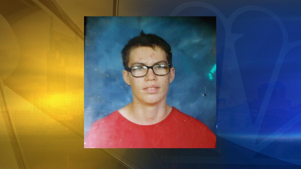 #BREAKING: It only takes a second to retweet. Help police find 18-year-old Andrew Woessner. #TNnews #missingperson #Tullahoma #TullahomaPolice 
wsmv.com/news/police-se…