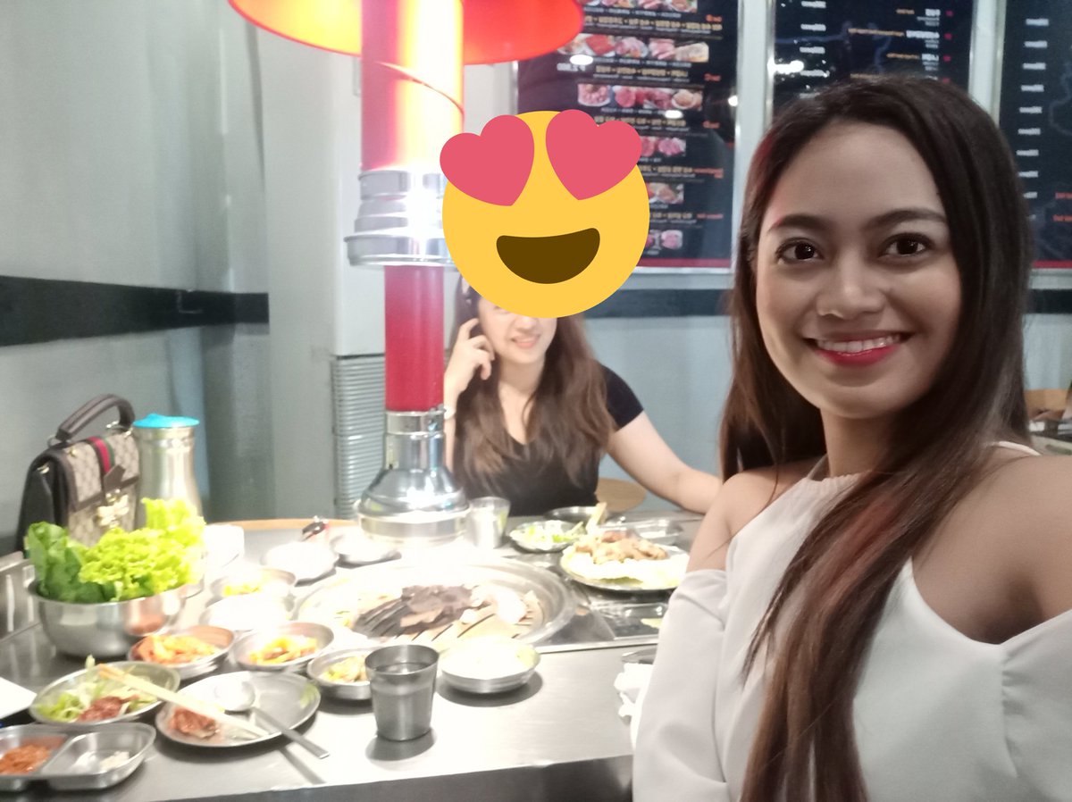 lokalfeatureph's tweet image. after series of meetings, treating ourselves with Korean Bbq Style, samgyeopsal. This is what I love about this K Diet, you are not deprive to eat ur fave food basta in moderation lng. 
#6ThDayKeto #DietChallenge
