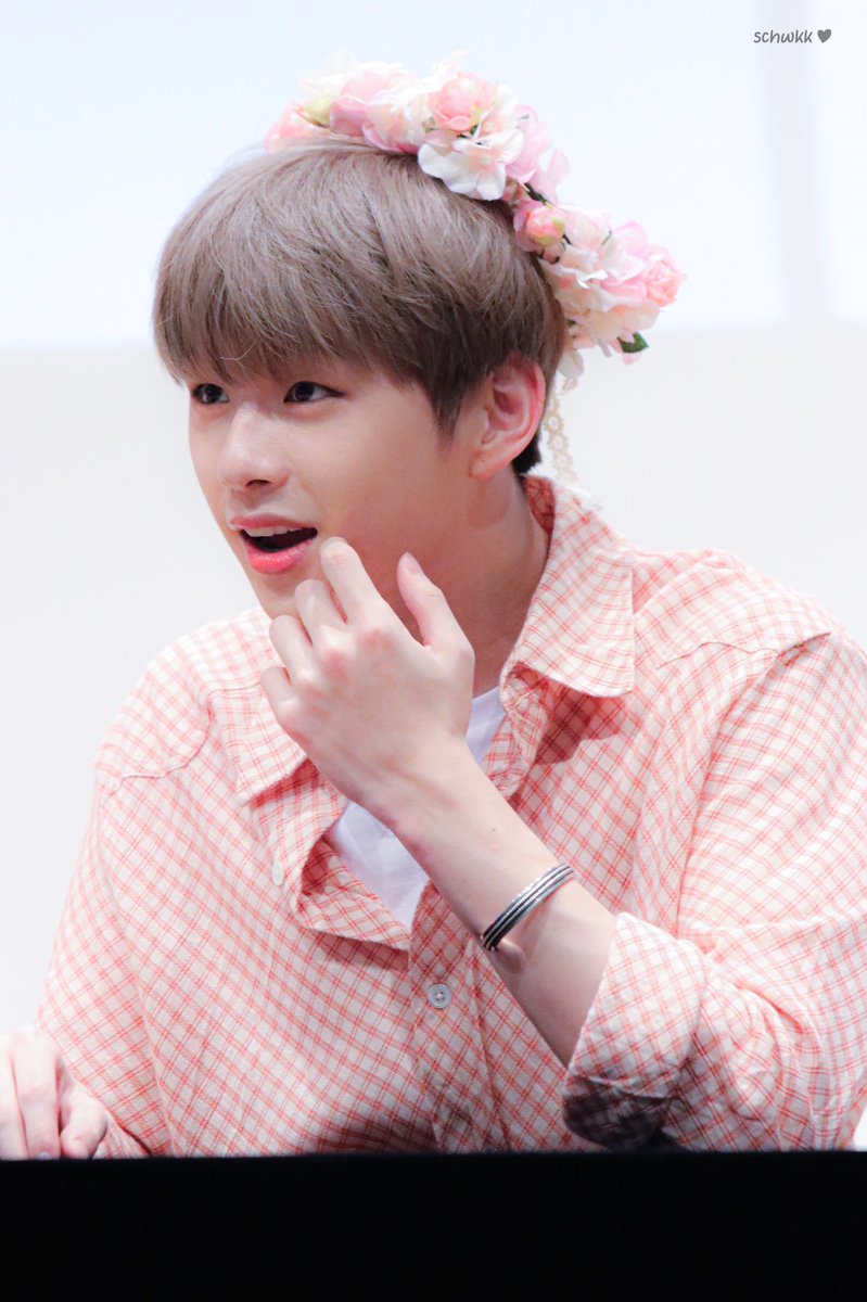 พอมอ. ˗ˏˋ꒰ ✩mie ꒱ tweet media
