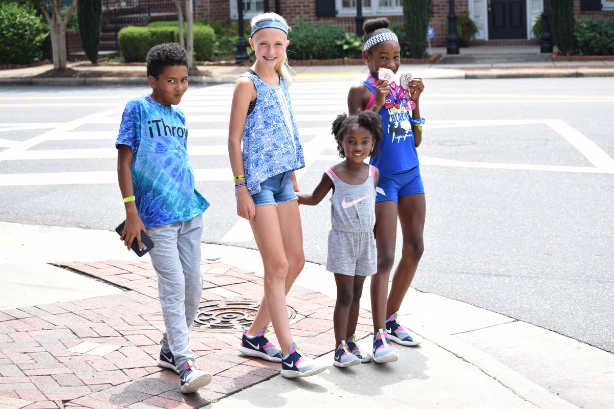 Always got your back. #LeanOnMe #MySquadIsBetterThanYours