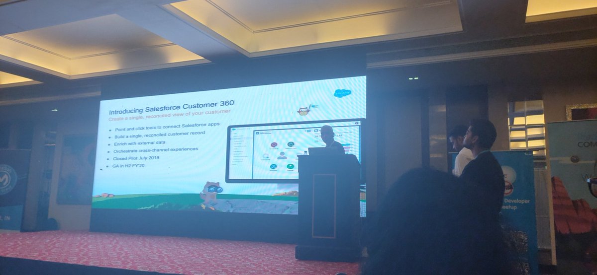 AbhishekAbi07's tweet image. #Salesforce360 #JCC19 #SalesforceOhana